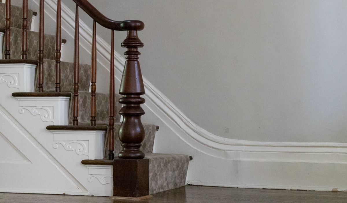 brooklyn heights showhouse - 19th century stair with newel post