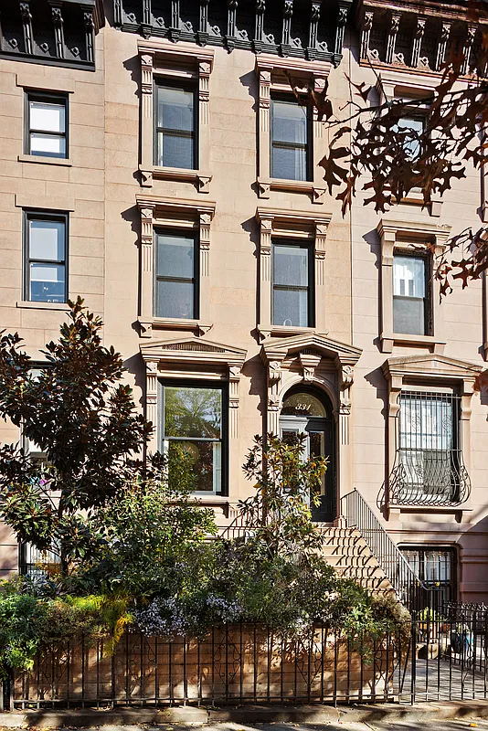 brownstone exterior